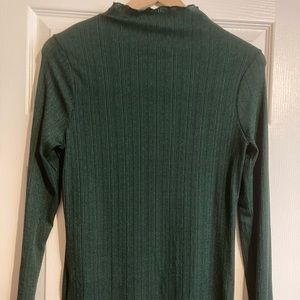 H&M Hunter Green Mockneck Long Sleeve Large